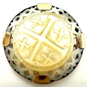 Antique Victorian solid 10kt gold mother of pearl Jerusalem cross brooch 5.72g